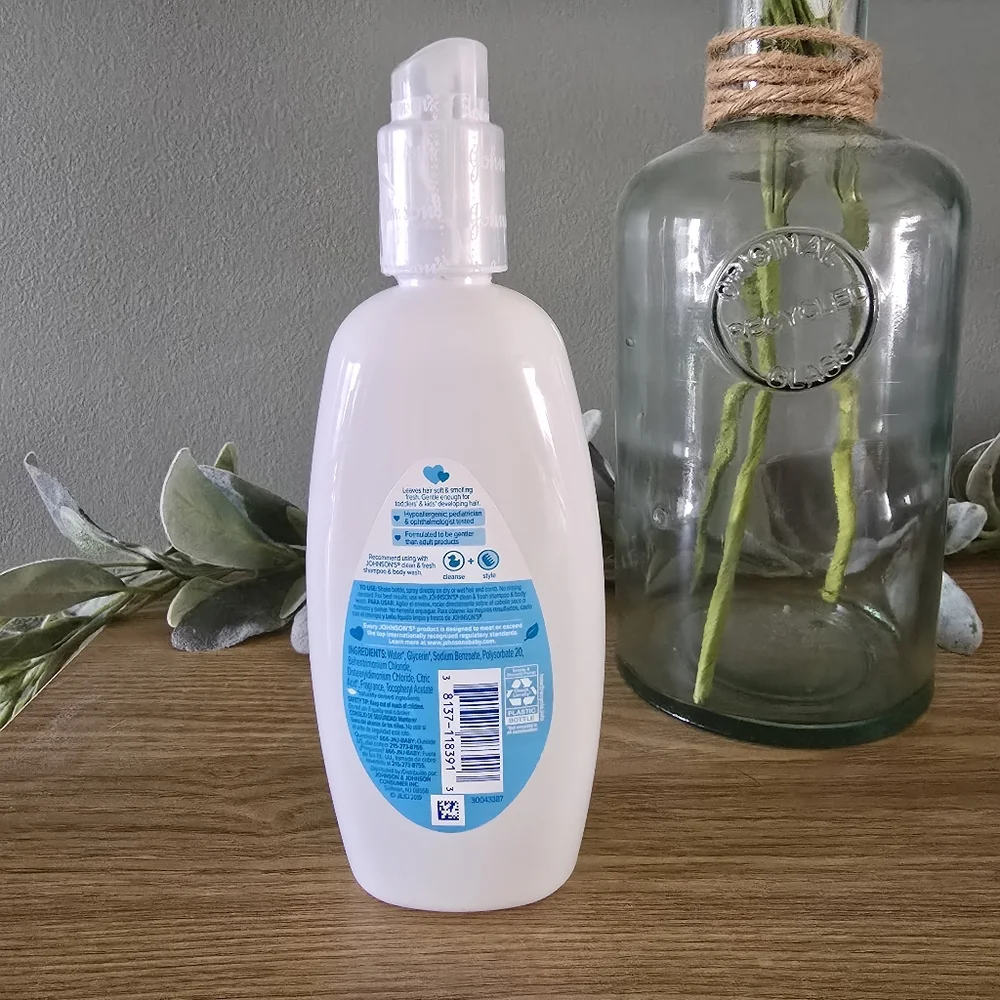 Johnson's Clean & Fresh Conditioning Spray *Discontinued*
